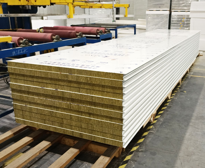 巖棉機(jī)制板